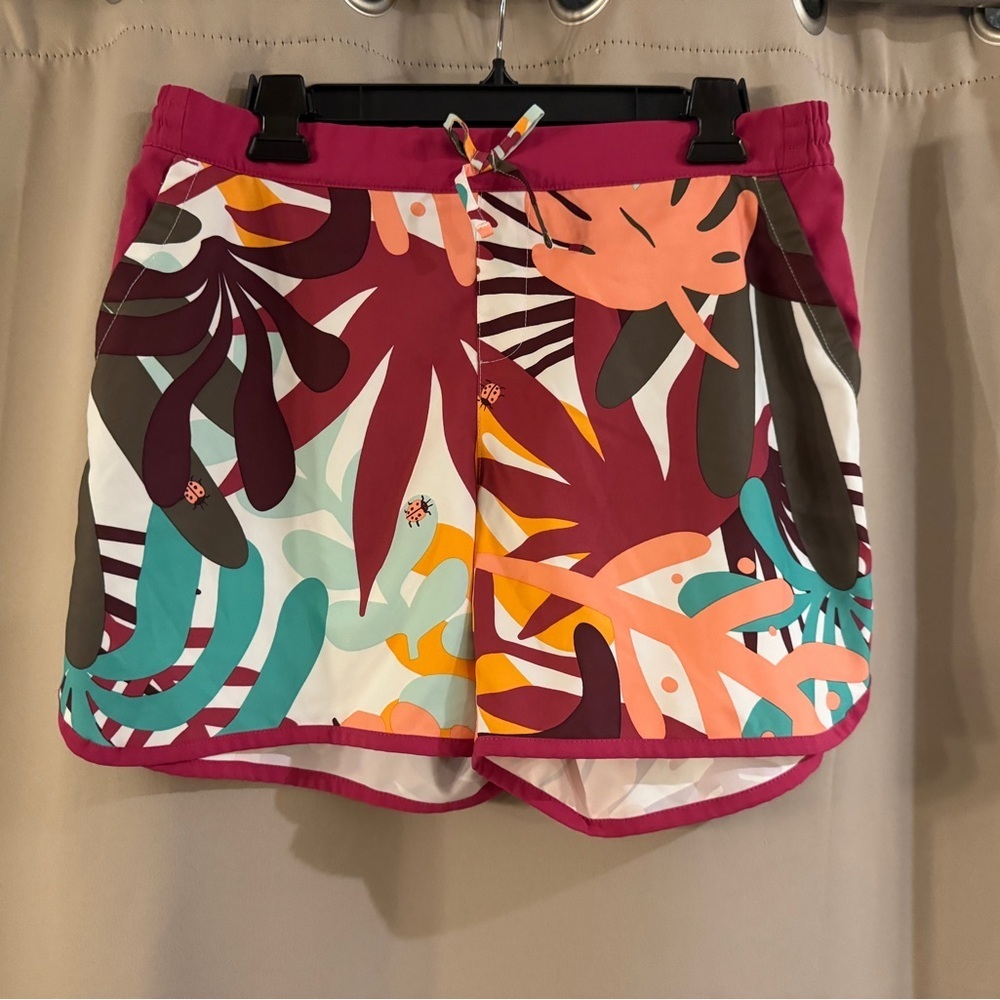 Columbia Multicolor Tropical Women's Athletic Shorts - Picture 1 of 6